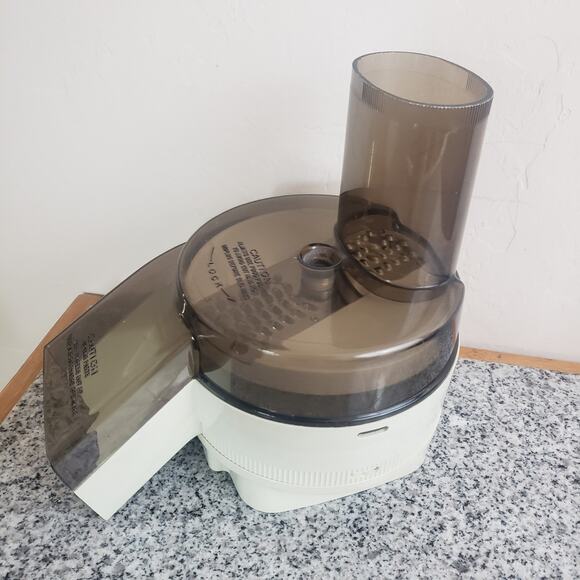 Oster‎ Regency Kitchen Center Food Processor. See Photos For Pieces Included - Picture 6 of 10
